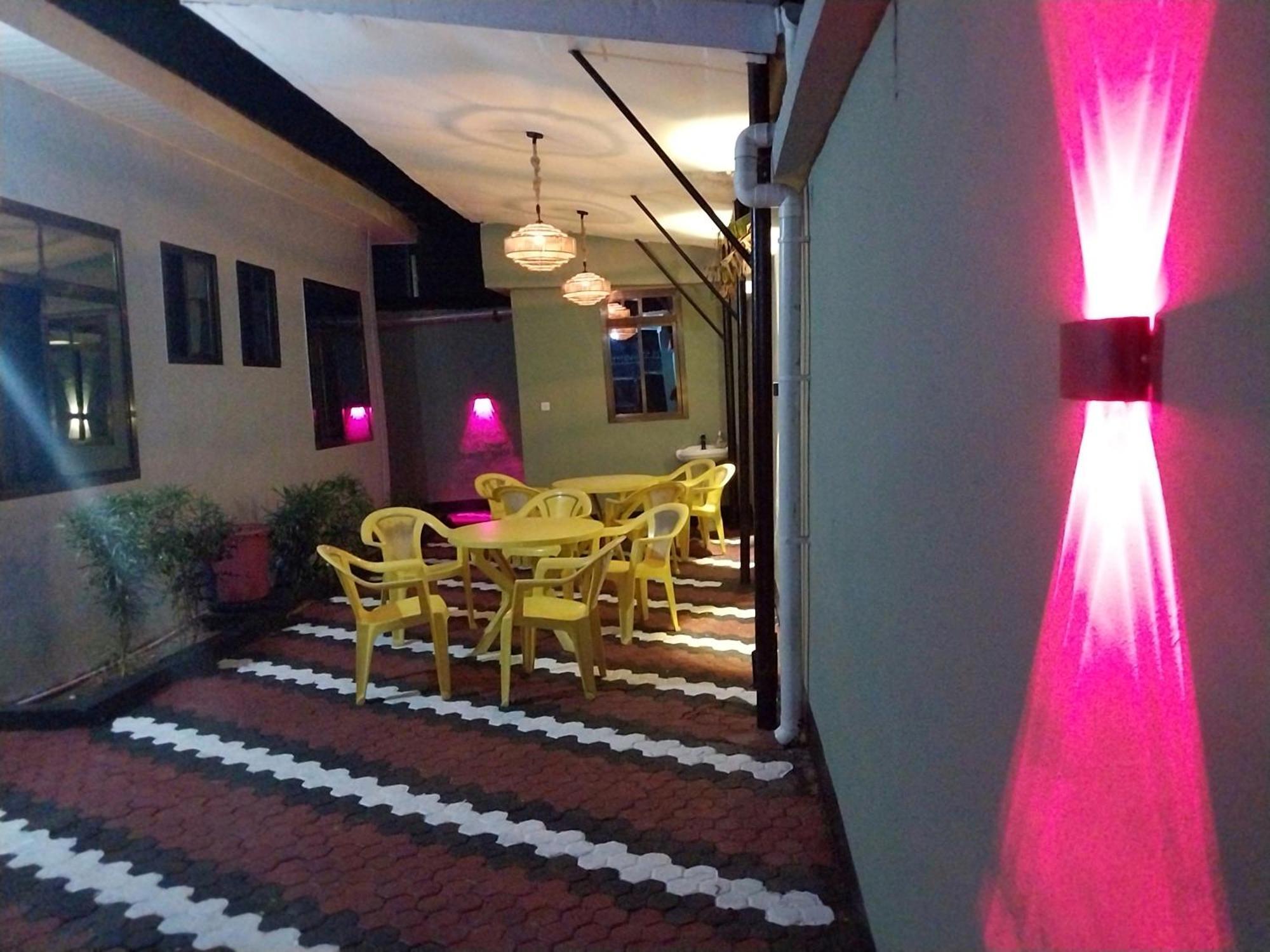 California Lodge 巴加莫约 外观 照片